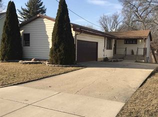 1232 W Empire, Freeport, IL 61032