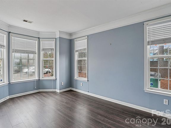 4th image of 11424 Glenstone Ct