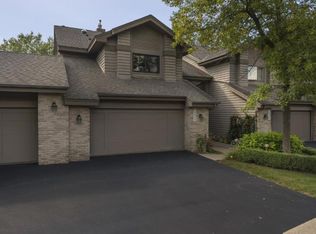 16422 Grenwich Ter, Eden Prairie, MN 55346