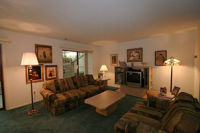 2nd image of 8006 Valley Manor Rd APT 1A