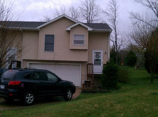 2211 Oakleaf St APT 1, Coralville, IA 52241