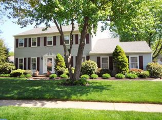 292 Paxson Ln, Langhorne, PA 19047