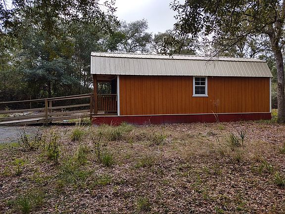 4th image of 10875 NW 60th Ln