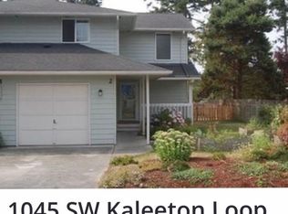 1045 SW Kaleeton Loop #2, Oak Harbor, WA 98277