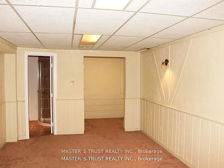 2253 Constance Dr — Photo 5
