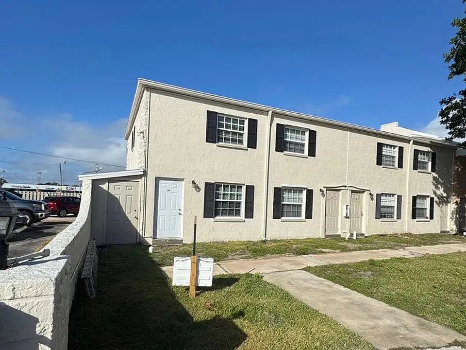 55 Needle Blvd #64
