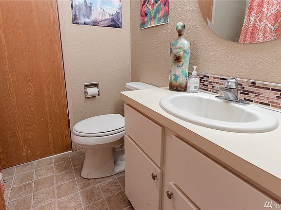 3rd image of 2818 60th Ln SE Unit E