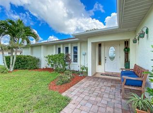 1327 SE 20th Pl, Cape Coral, FL 33990