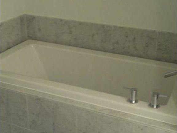 4th image of 935 7th St APT 5