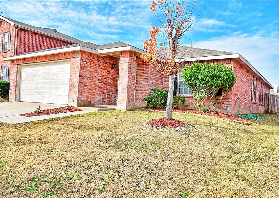 1st image of 805 Moss Glen Trl