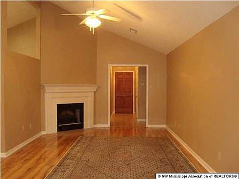 5th image of 1120 Atterbury Cir S