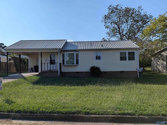 5th image of 619 Camelia Ave