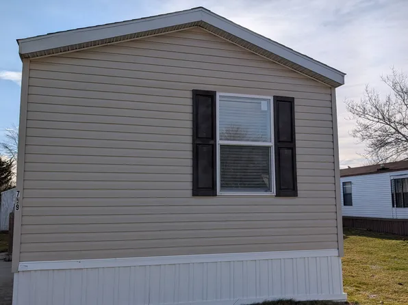 759 Acorn St, Westland, MI 48186