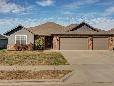 671 E Melton Road, Ozark, MO, 65721