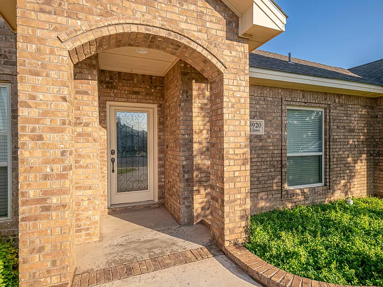 5920 Llano Ct — Photo 2