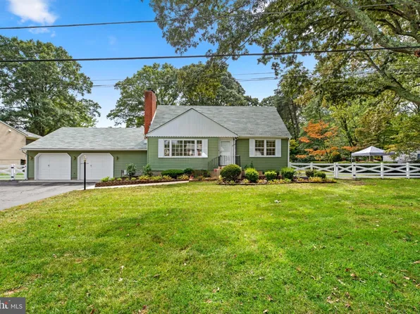 1061 Lido Dr, Annapolis, MD 21409