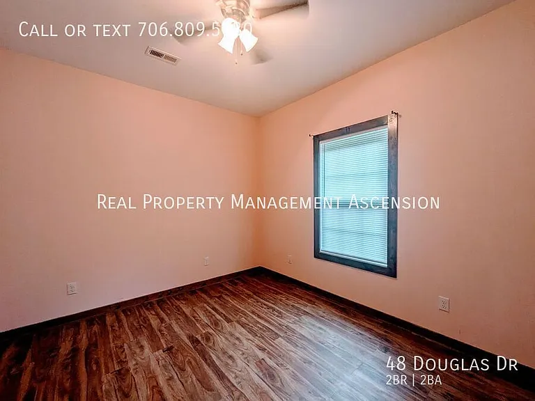 48 Douglas Dr — Photo 9
