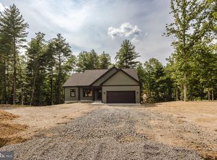 50 Mayapple Ct, Hedgesville, WV 25427