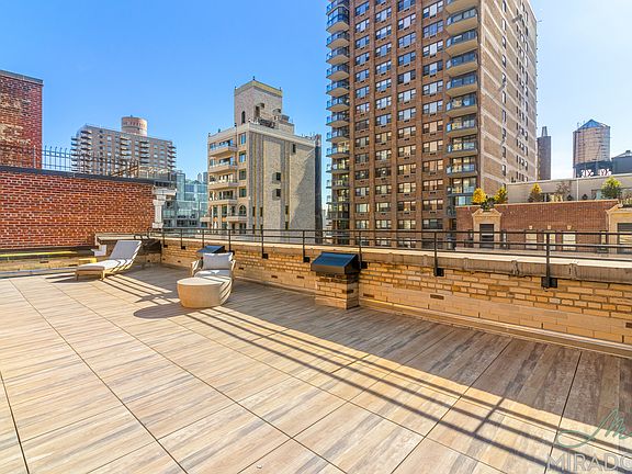 3rd image of 103 E 86th St Penthouse B