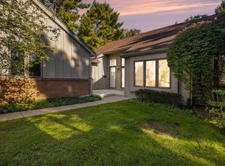 213 Raintree Cir, Kalamazoo, MI 49006