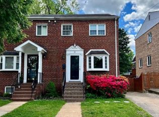 21 E Myrtle St, Alexandria, VA 22301