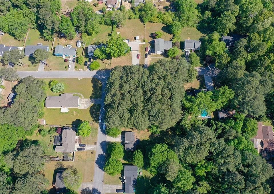 2nd image of 1250 Halter Ln #49
