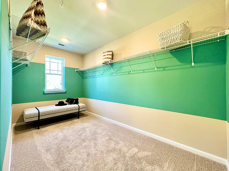 390 Robbins Farm Rd — Photo 32