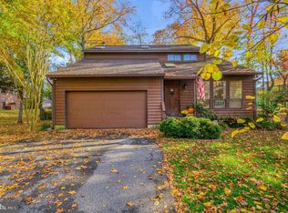 115 Lake View Dr, Annapolis, MD 21403