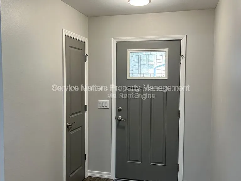 6858 Stirrup Ln — Photo 2