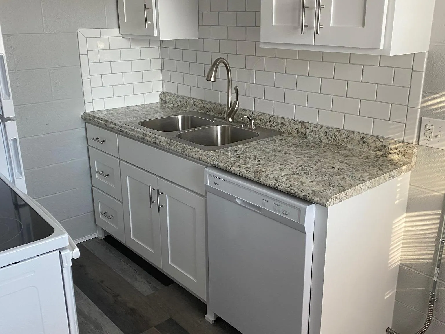 1 bed, 432 sqft, $700 — Photo 3