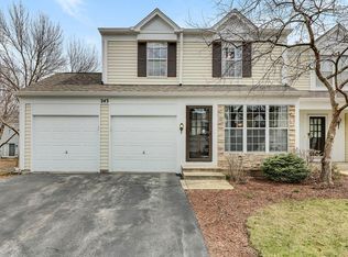 243 Half Moon Cir, Aurora, IL 60504