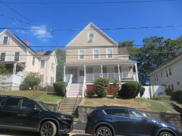 36 Oakridge St, Mattapan, MA 02126