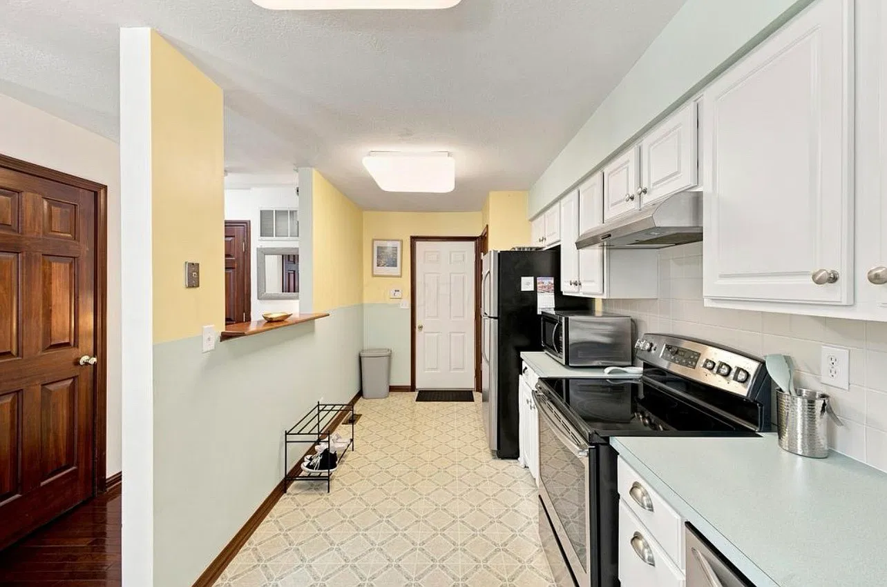 2 bed, 1417 sqft, $1,995 — Photo 4