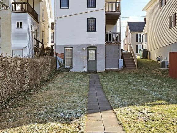 3rd image of 114 Harrison Ave