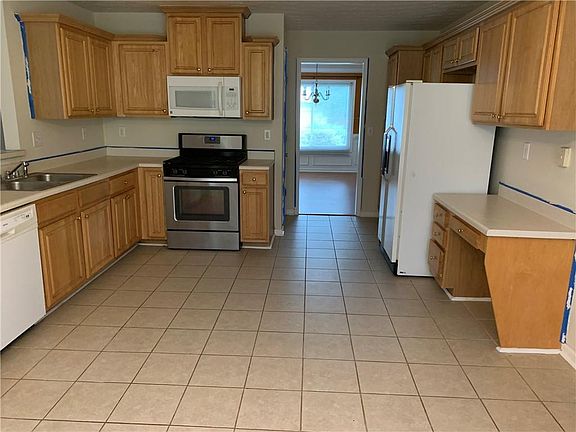 2nd image of 1551 Swan Valley Ct