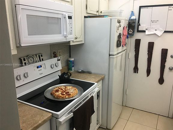 2nd image of 12590 NE 16th Ave APT 302