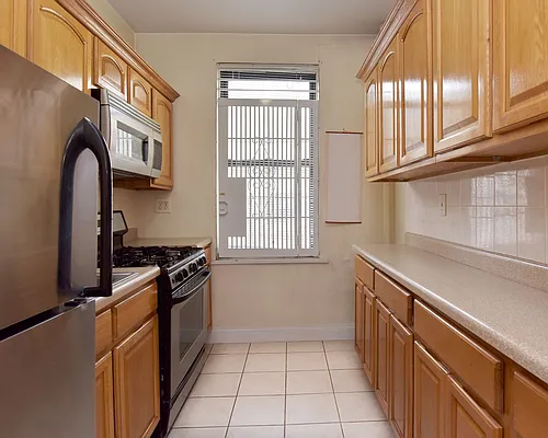 Sold by Bank Neary | media 5