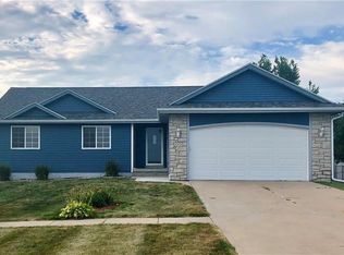 600 15th St SE, Bondurant, IA 50035