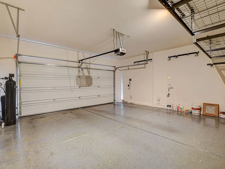 7858 Romulan St — Photo 45