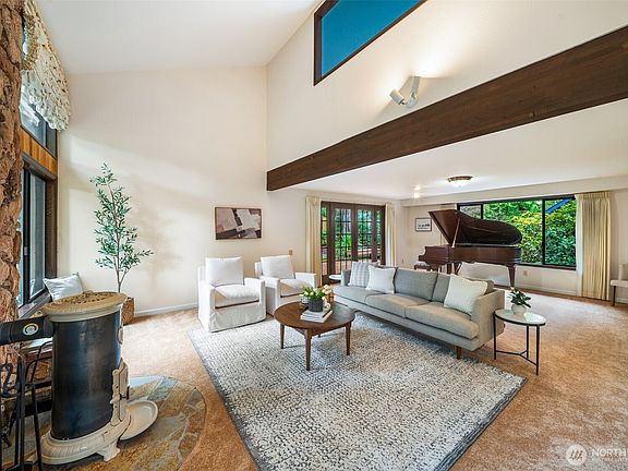 4th image of 6427 Tralee Drive NW