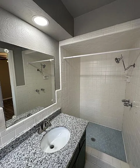 6020 N Meridian Pl — Photo 12