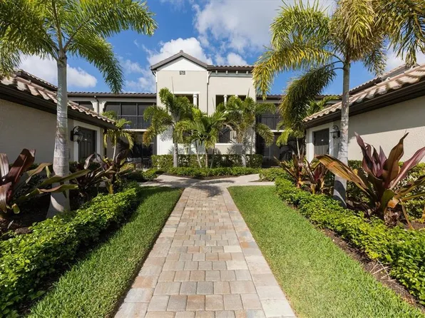 5720 Palmer Cir #205, Bradenton, FL 34211
