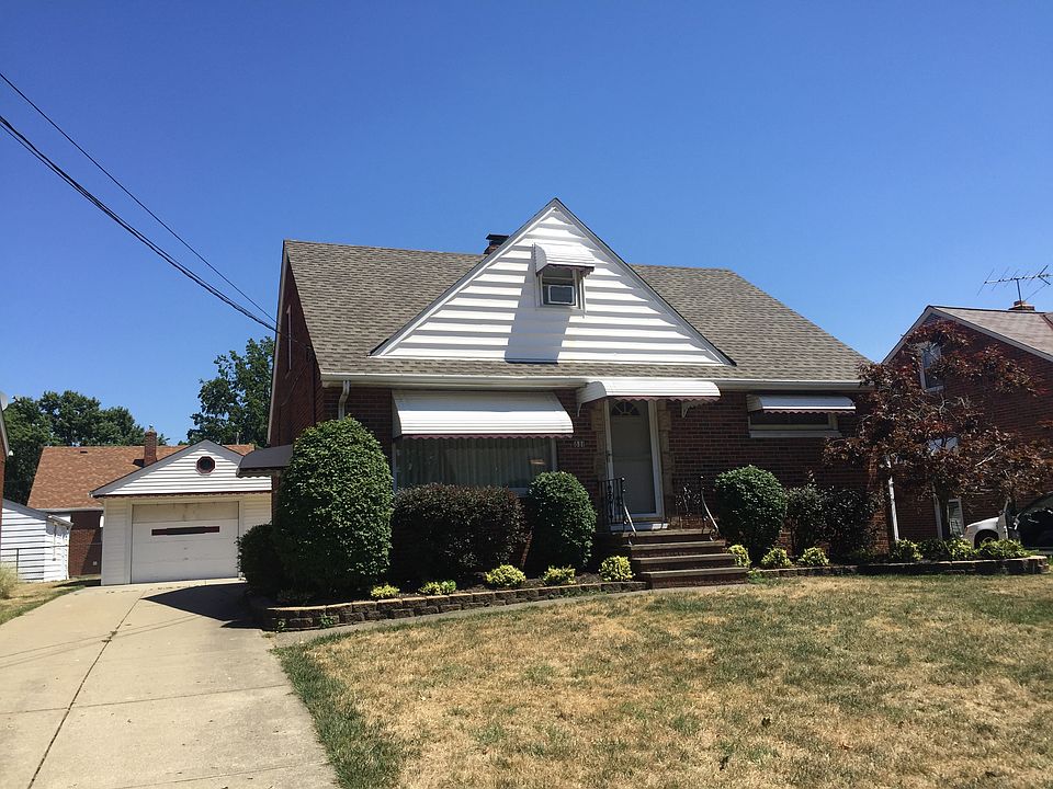 1st image of 881 E 245th St