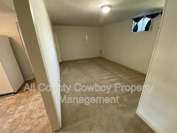 4th image of 1116 1/2 E Harney St
