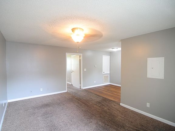 3rd image of 3911 Talwell Dr SW #6
