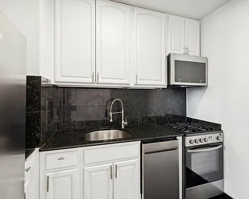 Rented by GoodRock Realty | media 1