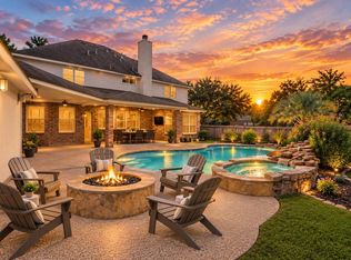 15730 Lake Loop Dr, Cypress, TX 77433