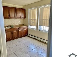 258 Charles Ave #1, Staten Island, NY 10302