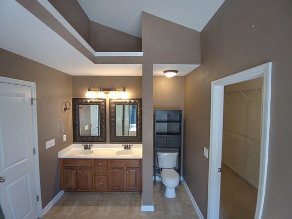 4th image of 5004 Blair Rd