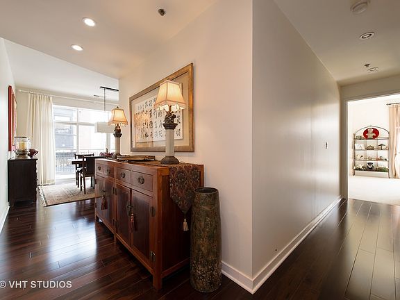 2nd image of 600 W Drummond Pl APT 312